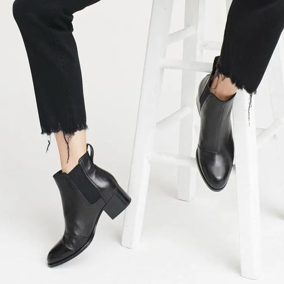 Rag & Bone Walker leather Black Ankle Boot - Picture 1 of 4